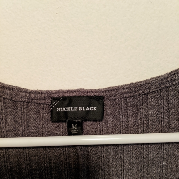 Buckle Top - Picture 3 of 4